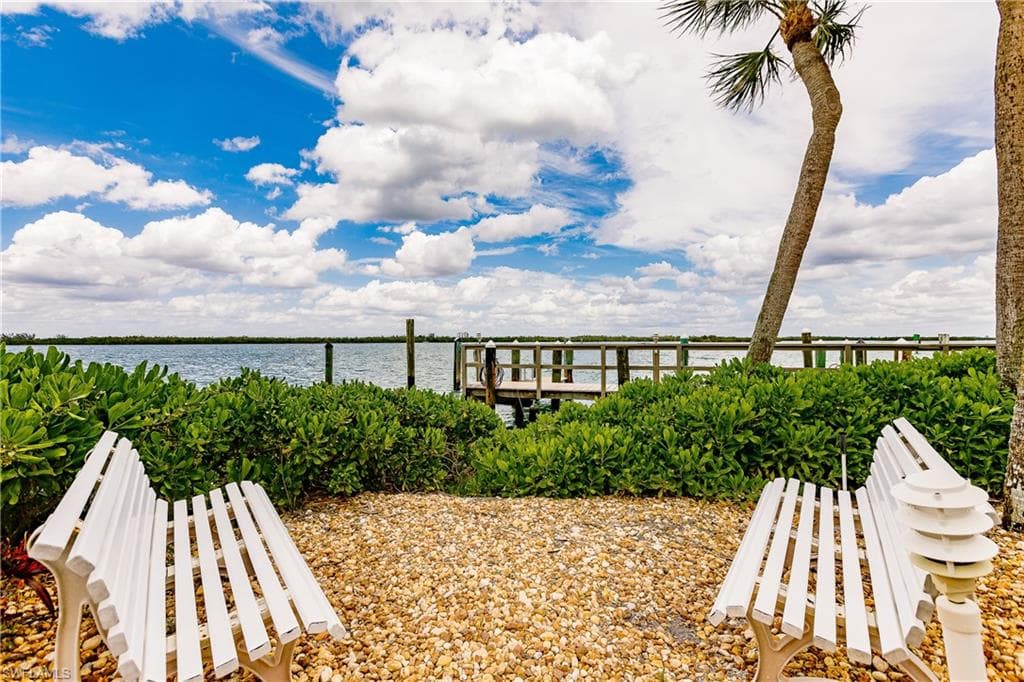 1085 Bald Eagle Dr B205, Marco Island, FL 34145-45