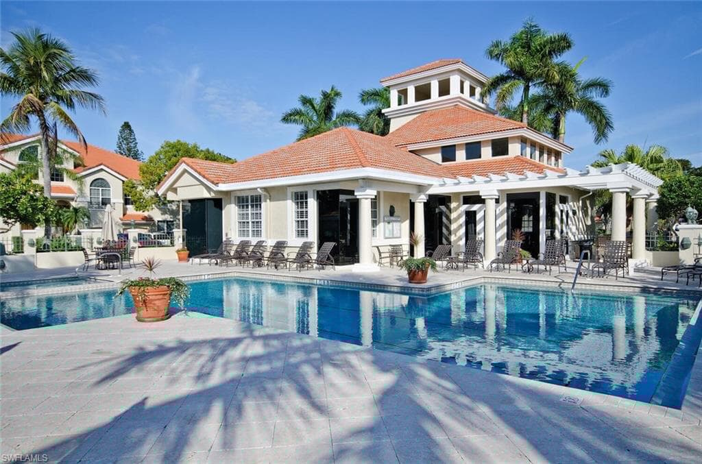157 Colonade Cir, Naples, FL 34103-20