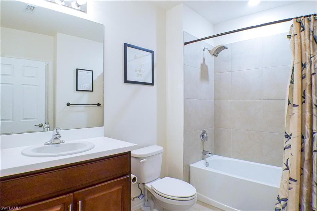 226 4th Ter, Cape Coral, FL 33993-10