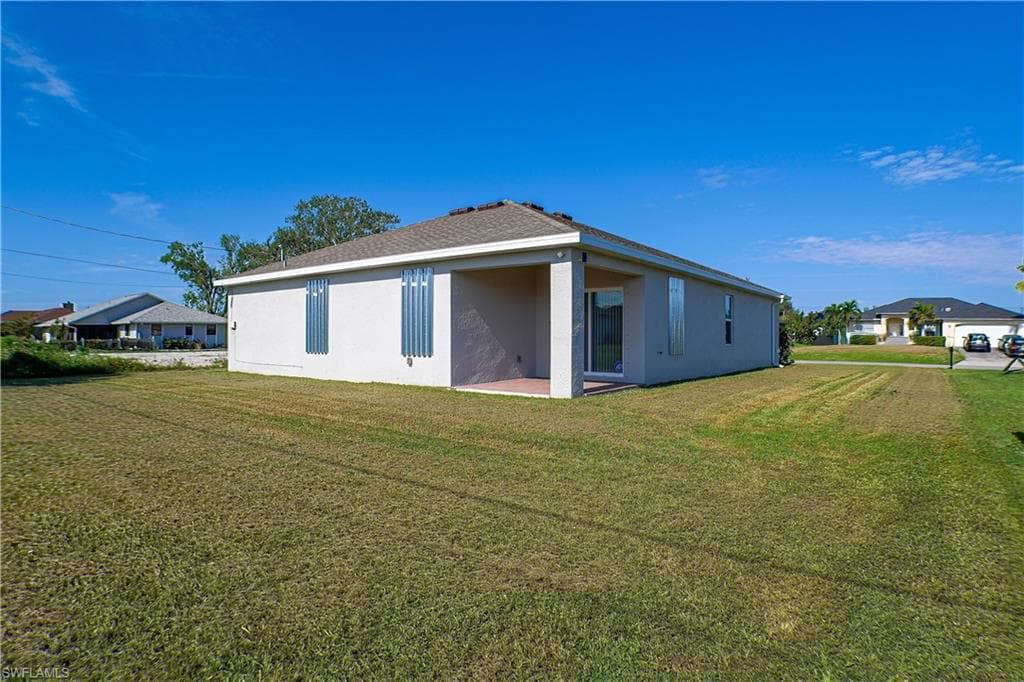226 4th Ter, Cape Coral, FL 33993-20