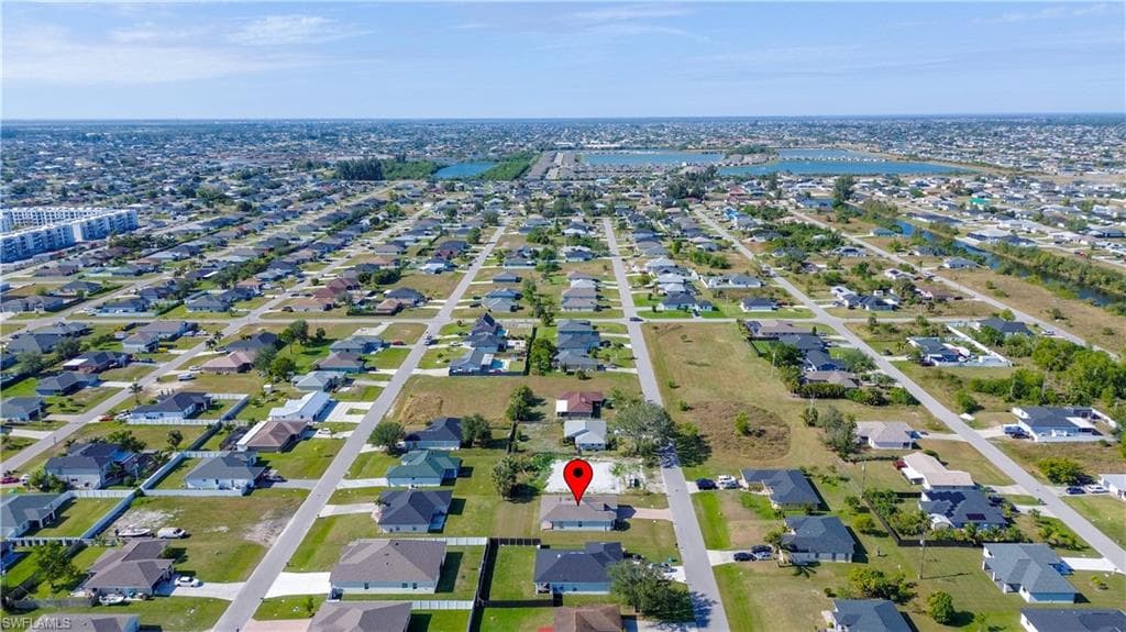 226 4th Ter, Cape Coral, FL 33993-23