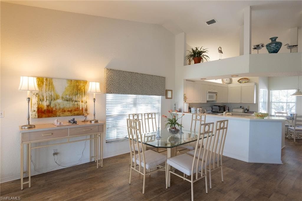 13100 Hamilton Harbour Dr G11, Naples, FL 34110-9