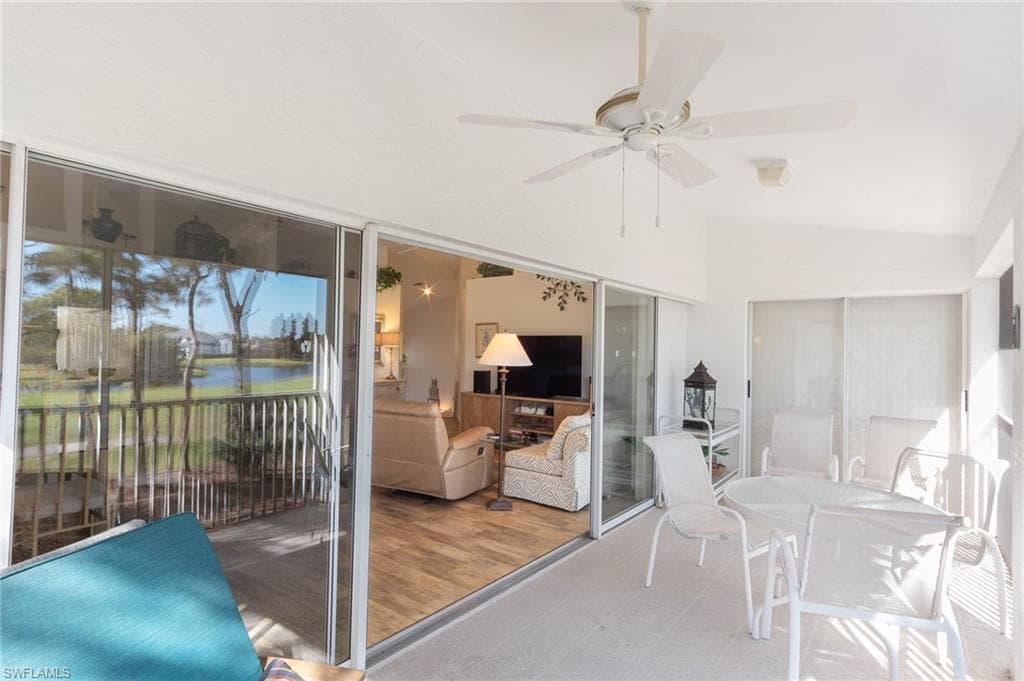 13100 Hamilton Harbour Dr G11, Naples, FL 34110-10