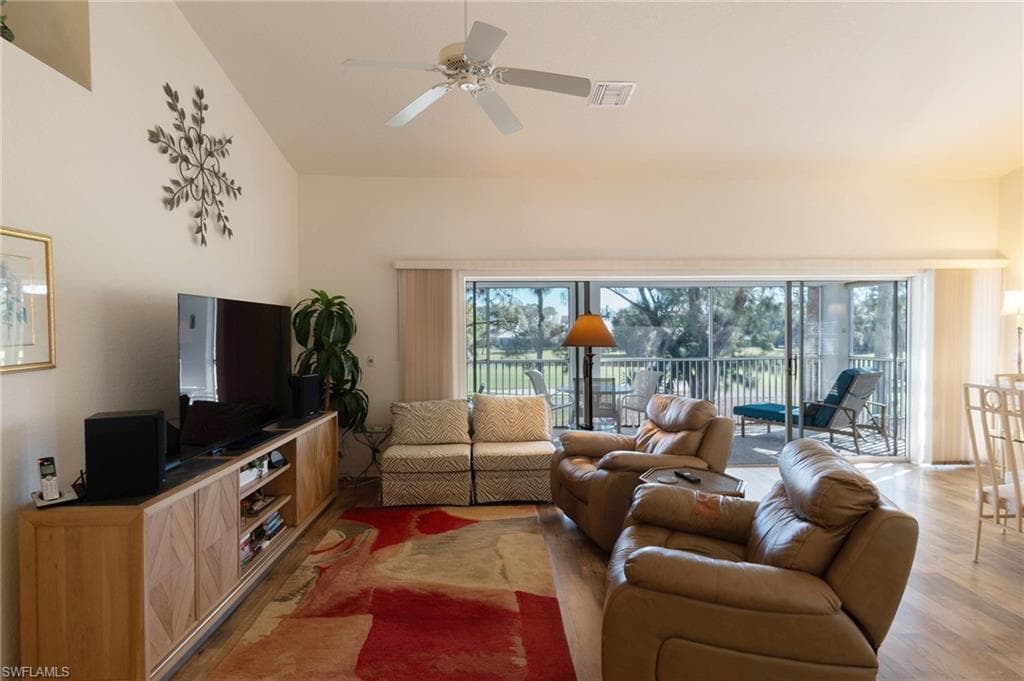 13100 Hamilton Harbour Dr G11, Naples, FL 34110-1