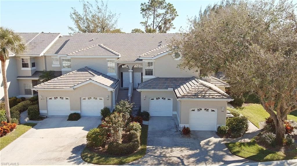 13100 Hamilton Harbour Dr G11, Naples, FL 34110-21