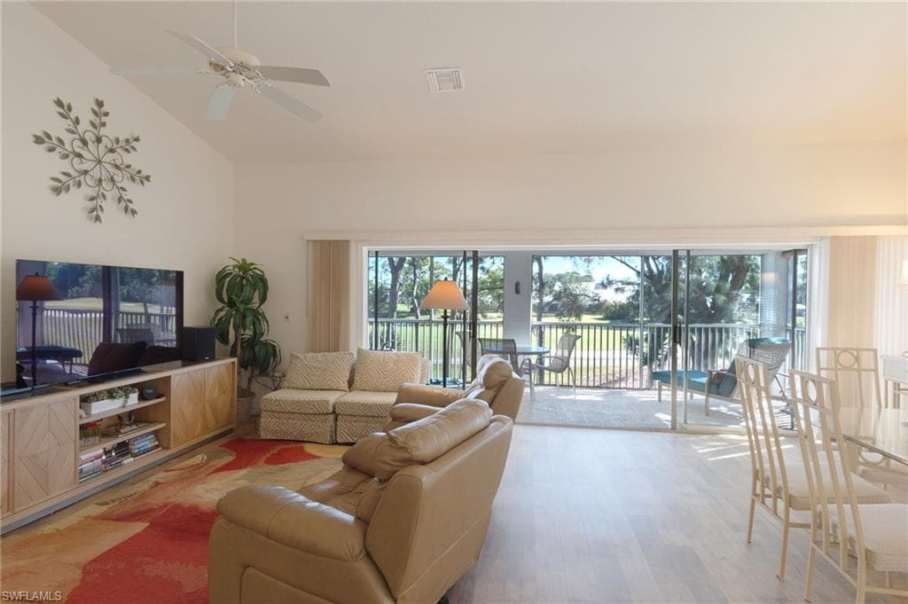 13100 Hamilton Harbour Dr G11, Naples, FL 34110-4