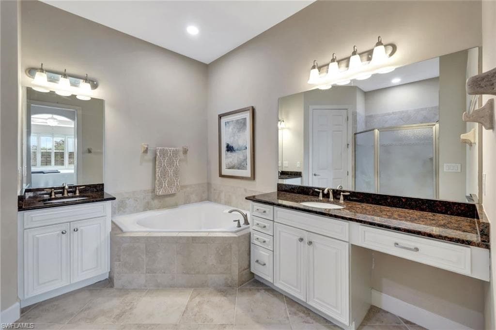 9537 Ironstone Ter 202, Naples, FL 34120-16