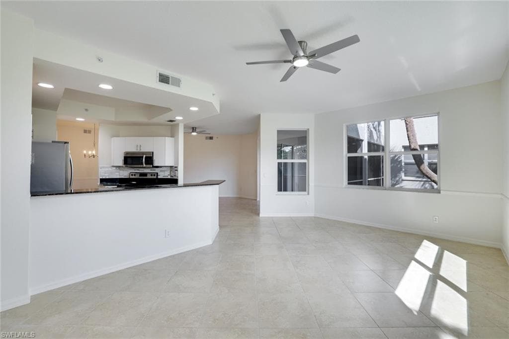 8340 Whisper Trace Way F105, Naples, FL 34114-8