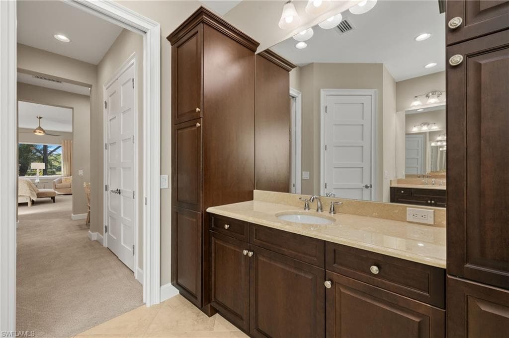 4926 Andros Dr, Naples, FL 34113-17