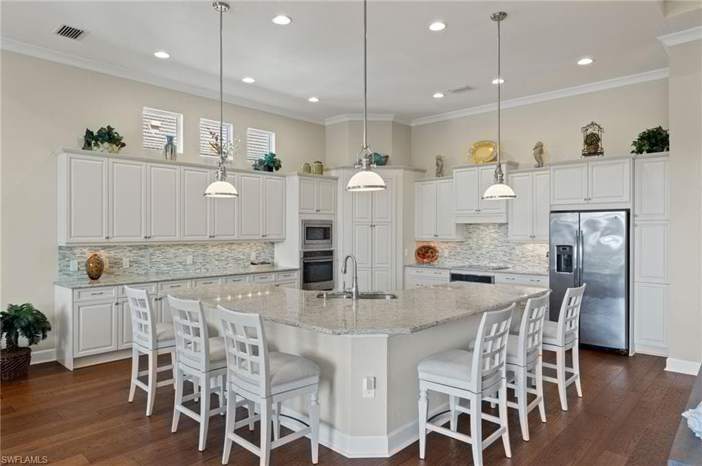 4926 Andros Dr, Naples, FL 34113-7