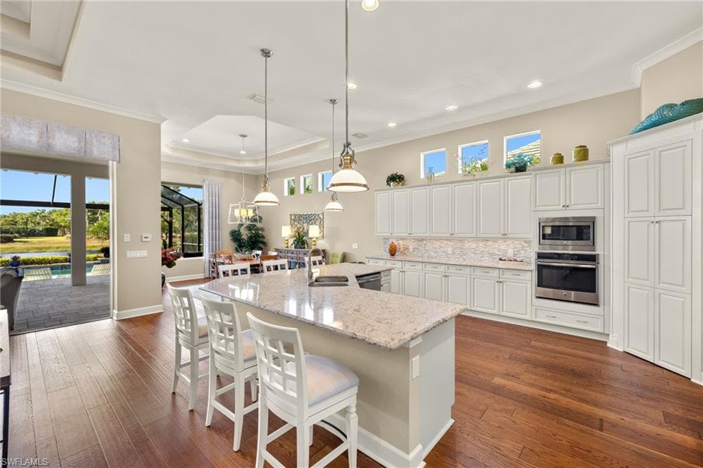 4926 Andros Dr, Naples, FL 34113-8