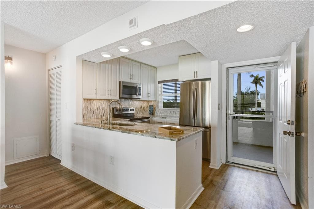 4895 Bonita Beach Rd 105--elevated 1st Floor, Bonita Springs, FL 34134-5