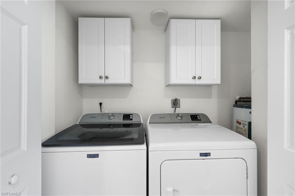 185 4th St S 2, Naples, FL 34102-31