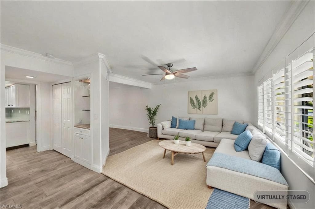 185 4th St S 2, Naples, FL 34102-4