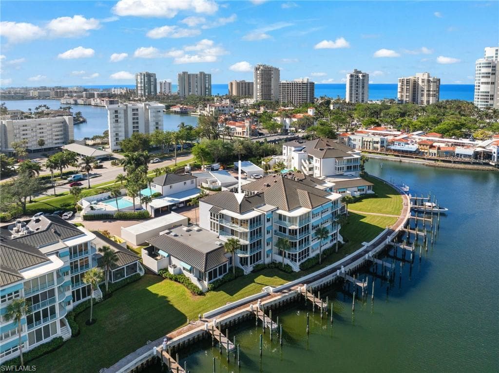 255 Park Shore Dr 3-341, Naples, FL 34103-17