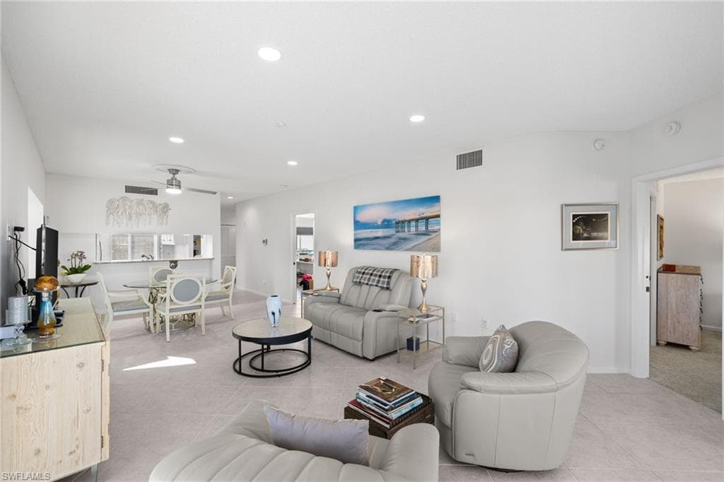 255 Park Shore Dr 3-341, Naples, FL 34103-31