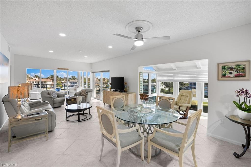 255 Park Shore Dr 3-341, Naples, FL 34103-37