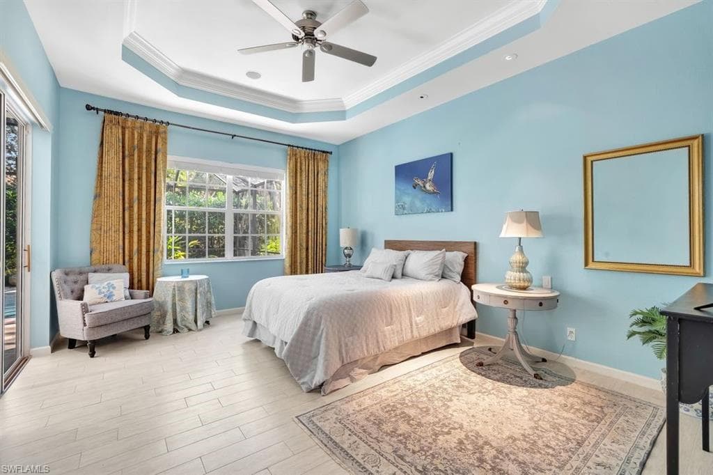 15818 Delaplata Ln, Naples, FL 34110-10