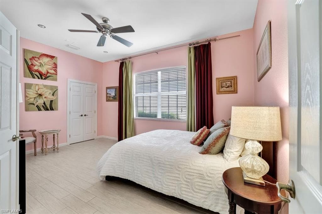 15818 Delaplata Ln, Naples, FL 34110-14