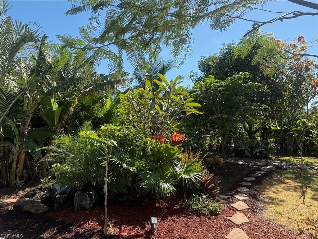 119 Flame Vine Dr, Naples, FL 34110-27