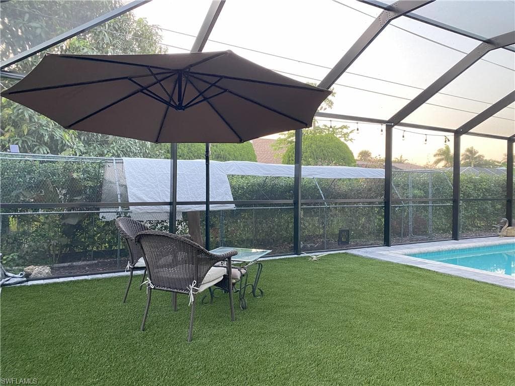 119 Flame Vine Dr, Naples, FL 34110-7