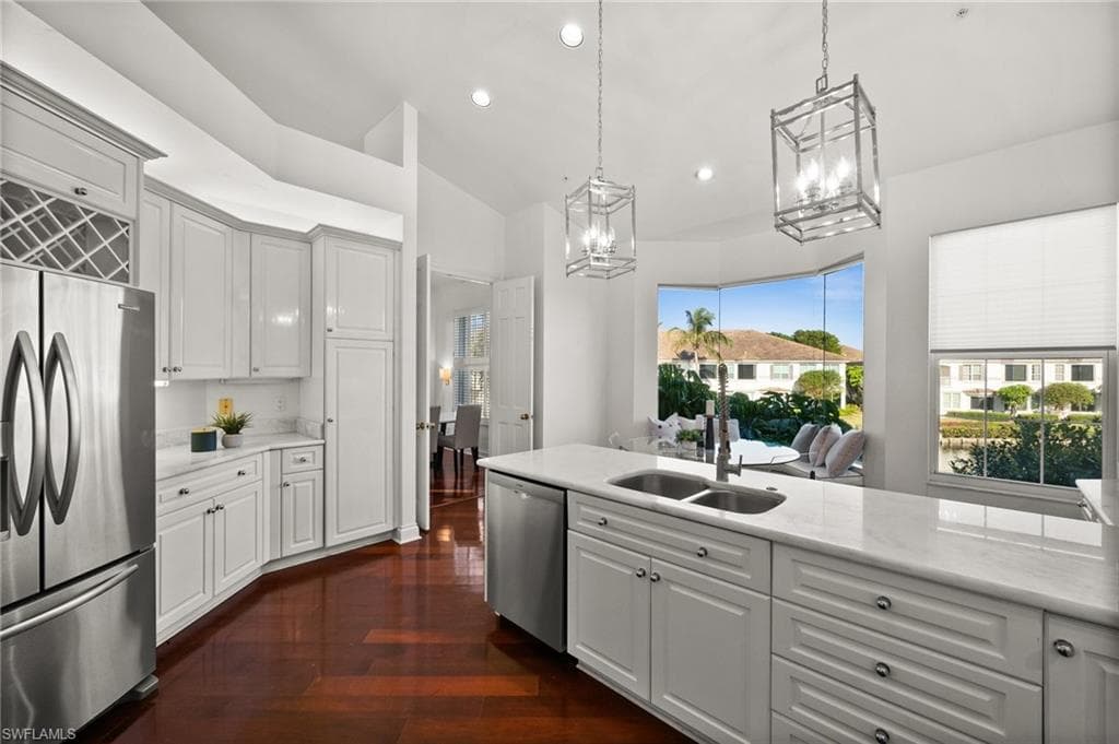 156 Colonade Cir 1107, Naples, FL 34103-15