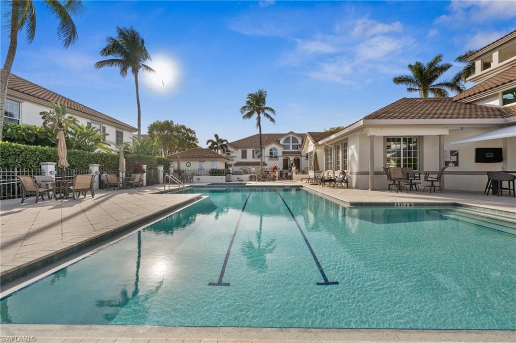 156 Colonade Cir 1107, Naples, FL 34103-36