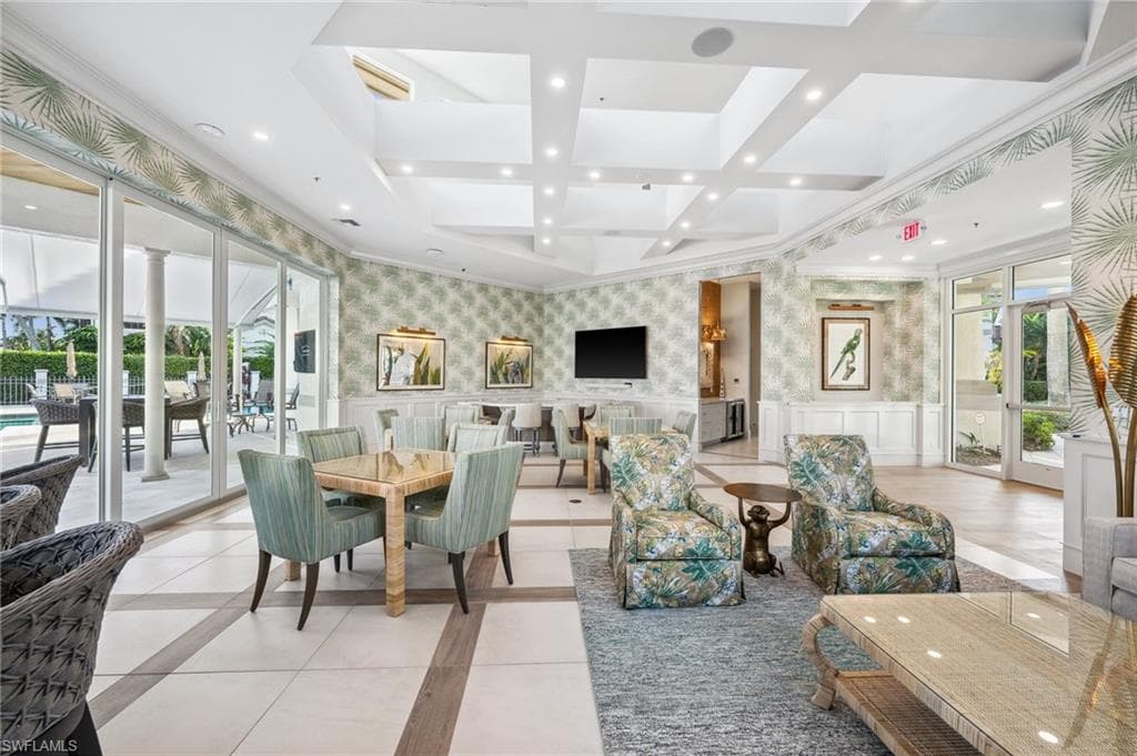 156 Colonade Cir 1107, Naples, FL 34103-40