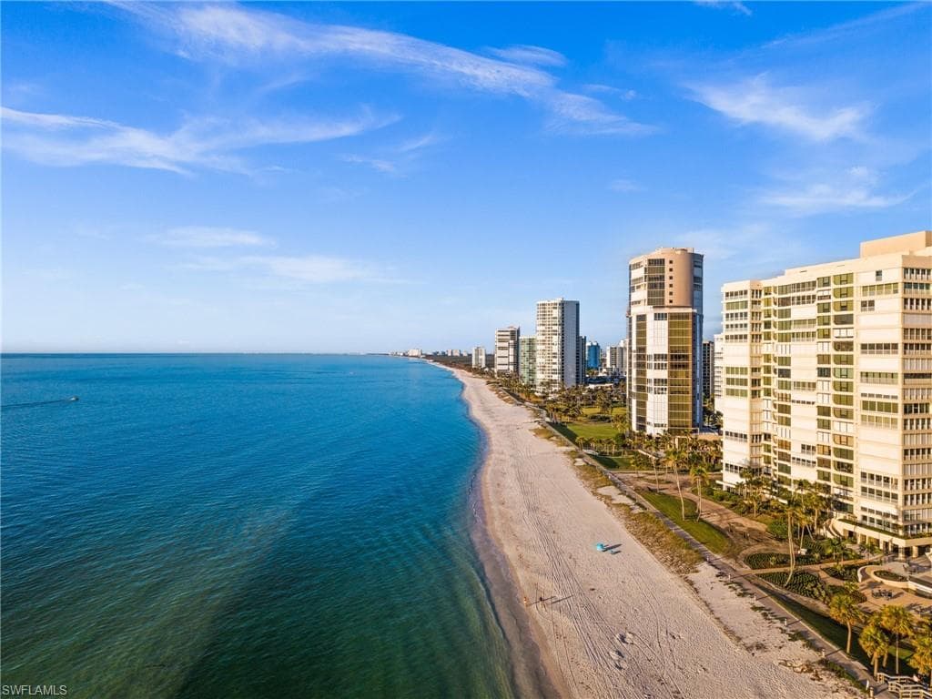 156 Colonade Cir 1107, Naples, FL 34103-48