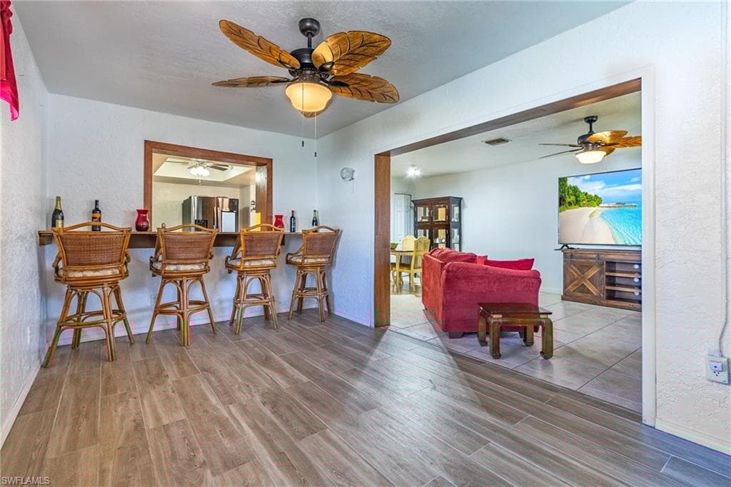 1214 8th Ct, Cape Coral, FL 33991-11