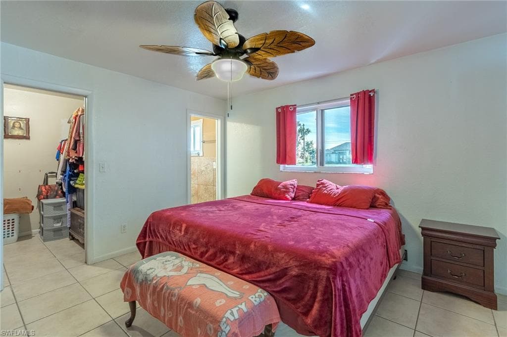 1214 8th Ct, Cape Coral, FL 33991-14