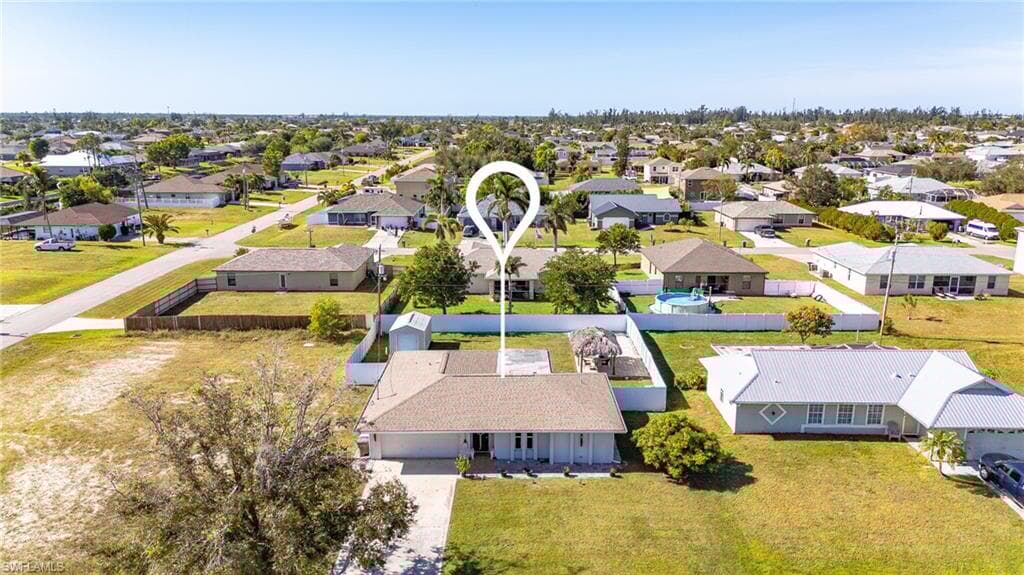 1214 8th Ct, Cape Coral, FL 33991-27