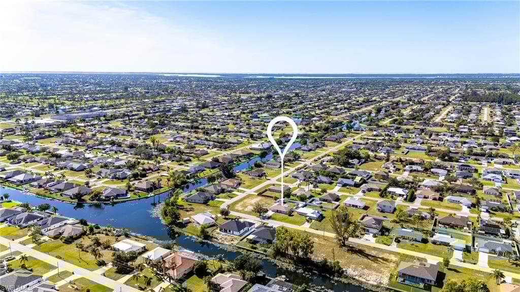 1214 8th Ct, Cape Coral, FL 33991-29