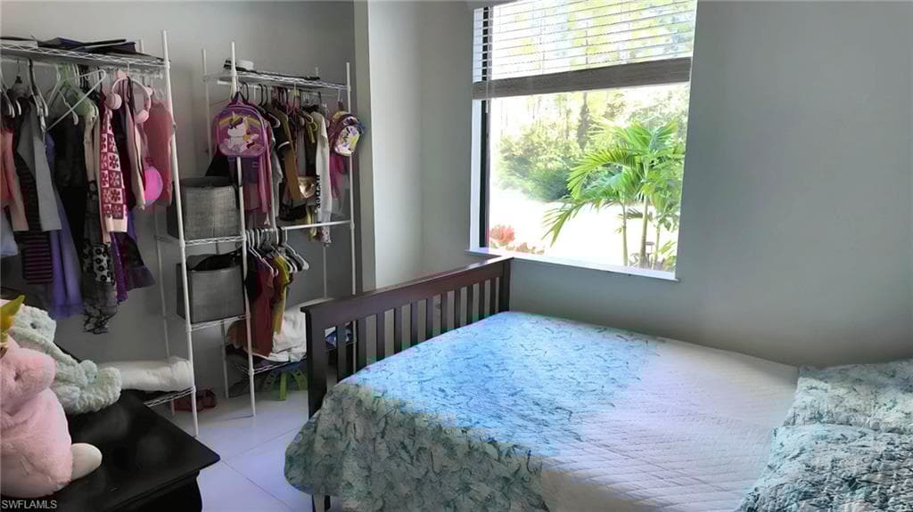 2205 Robert Ave, Alva, FL 33920-11