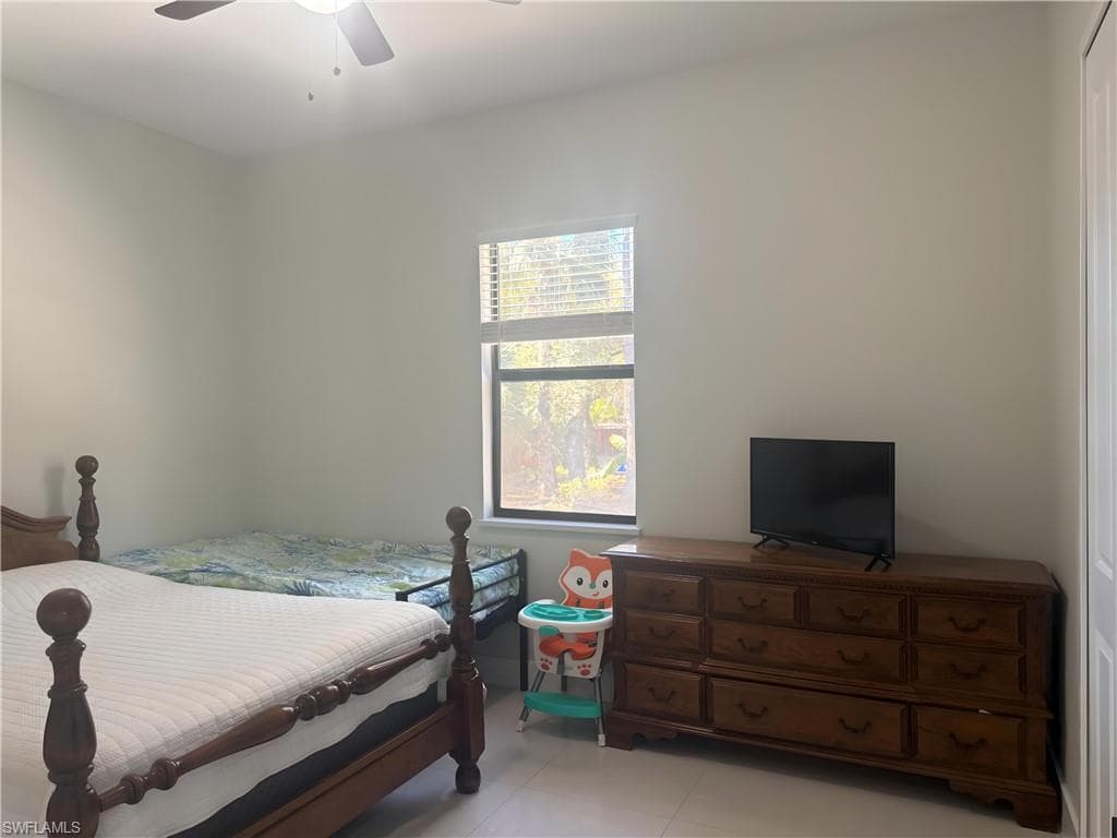 2205 Robert Ave, Alva, FL 33920-12