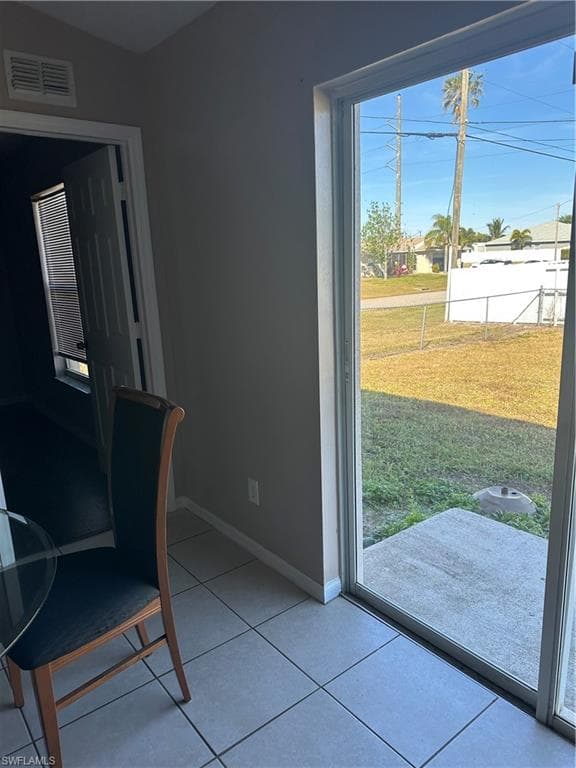 305 27th St, Cape Coral, FL 33909-5