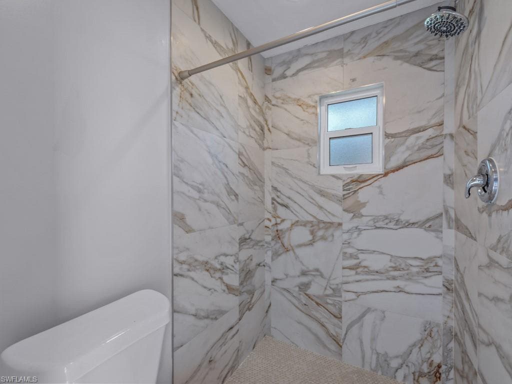 541 Landmark Dr, Naples, FL 34112-10