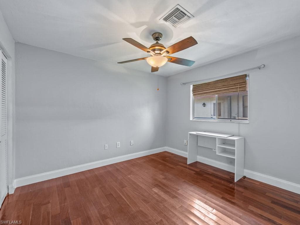 541 Landmark Dr, Naples, FL 34112-12