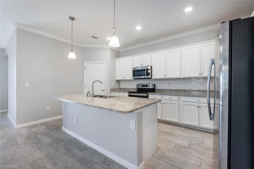 19552 Utopia Ln, Estero, FL 33928-14