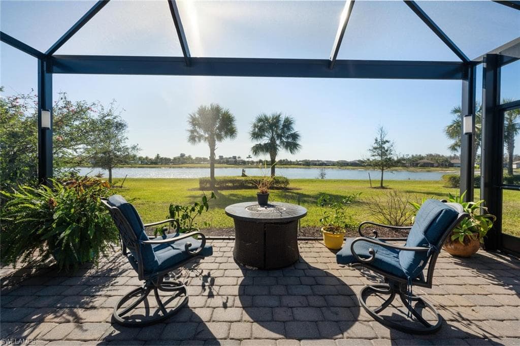 19552 Utopia Ln, Estero, FL 33928-2