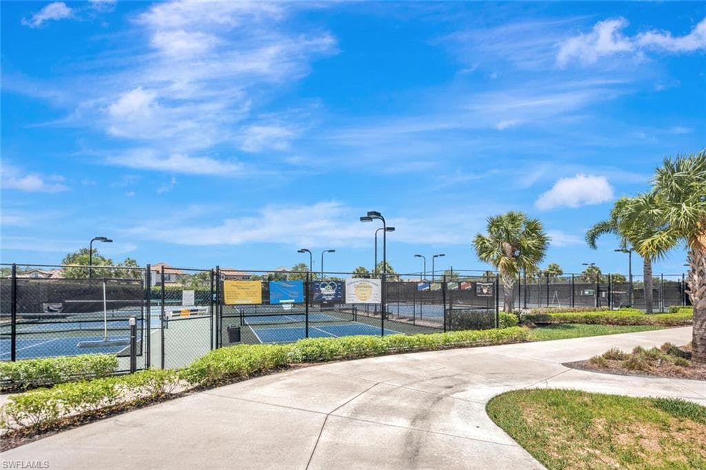 19552 Utopia Ln, Estero, FL 33928-38