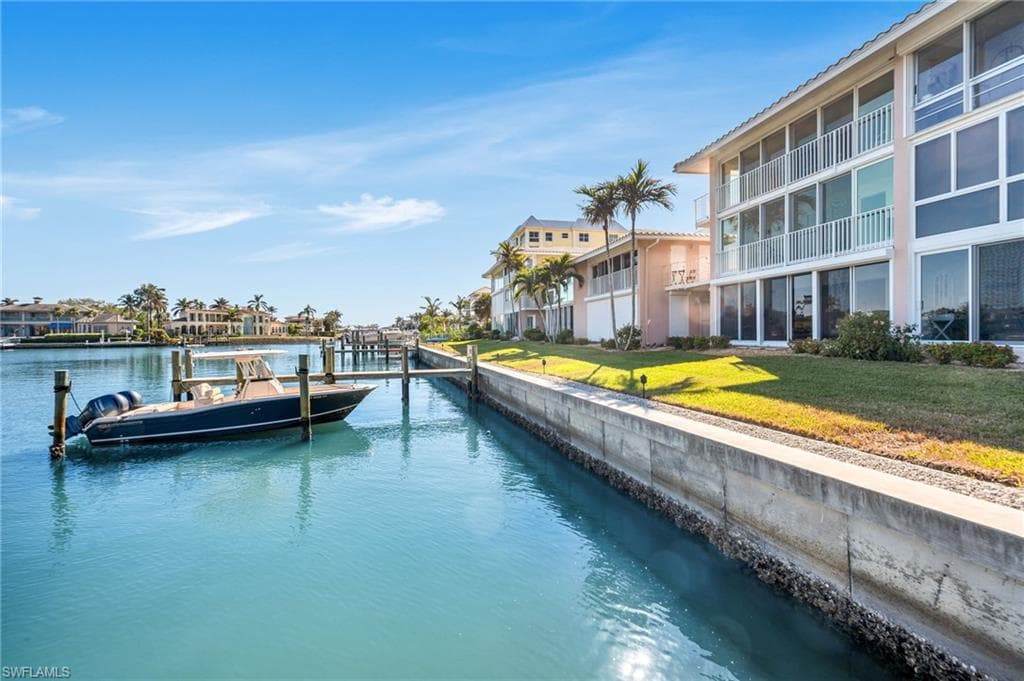 1910 Gulf Shore Blvd N 102, Naples, FL 34102-16