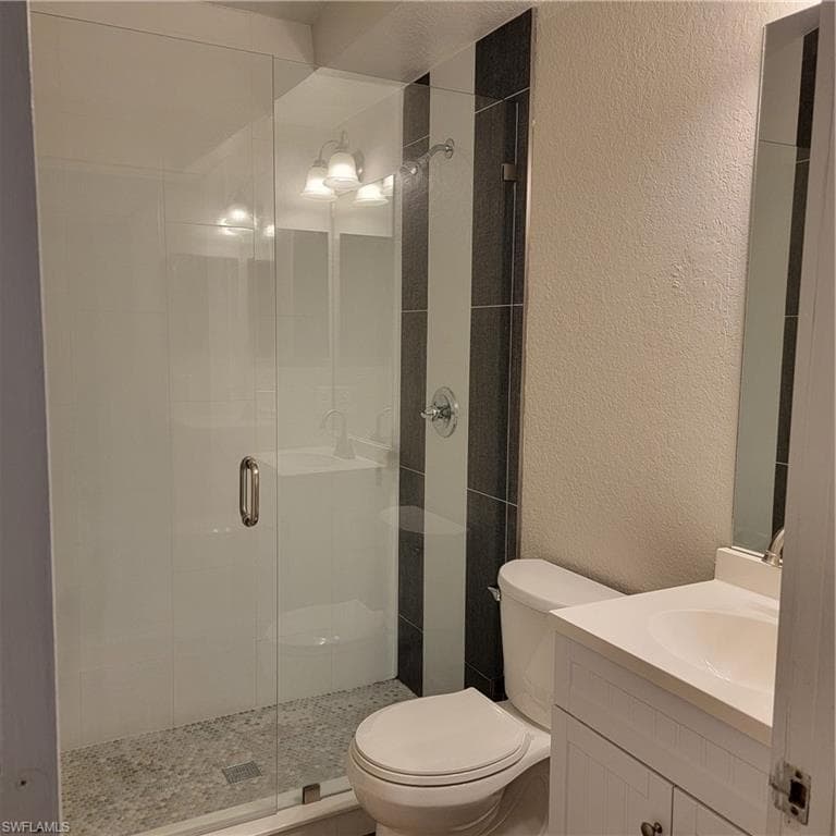 571 11th St SW, Naples, FL 34117-12