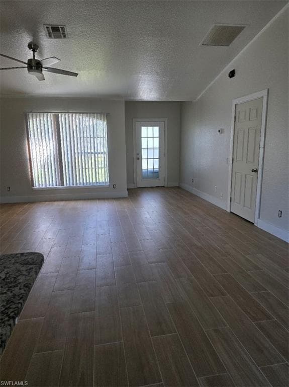 571 11th St SW, Naples, FL 34117-33
