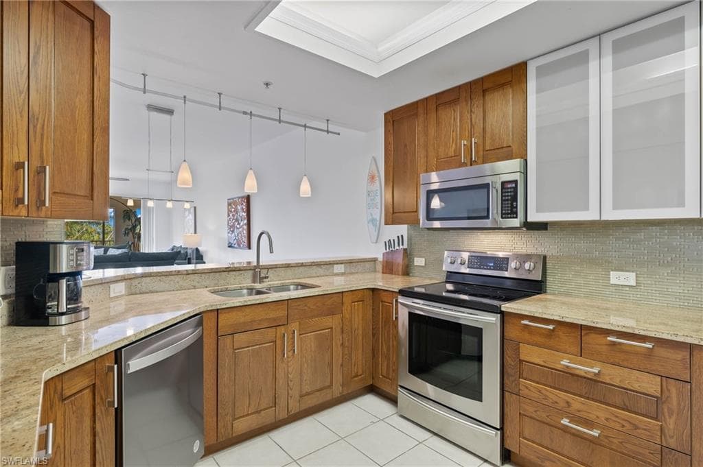 14817 Laguna Dr 203, Fort Myers, FL 33908-9