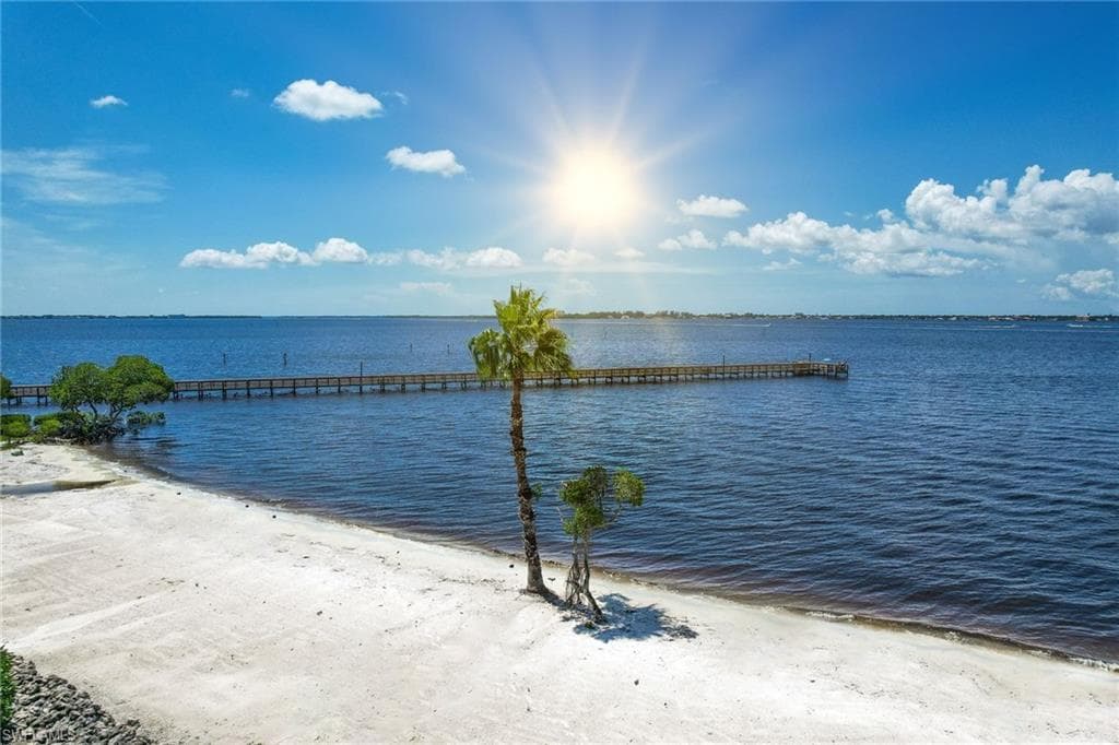 14817 Laguna Dr 203, Fort Myers, FL 33908-28