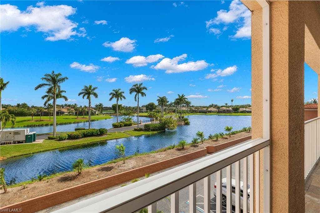 14817 Laguna Dr 203, Fort Myers, FL 33908-5