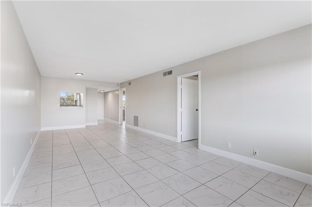 1000 Manatee Rd A303, Naples, FL 34114-7