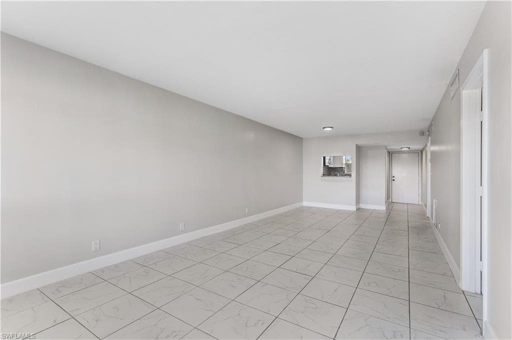 1000 Manatee Rd A303, Naples, FL 34114-8
