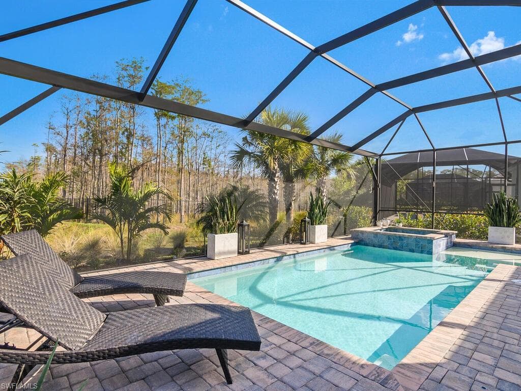 13543 Blue Bay Cir, Fort Myers, FL 33913-32